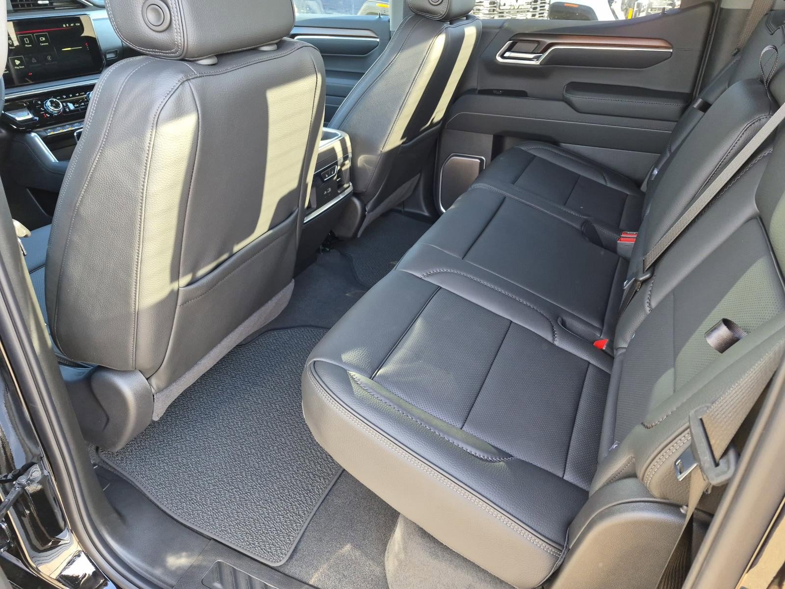 New 2026 GMC Sierra 1500 Denali w/ Denali Reserve Package image 11