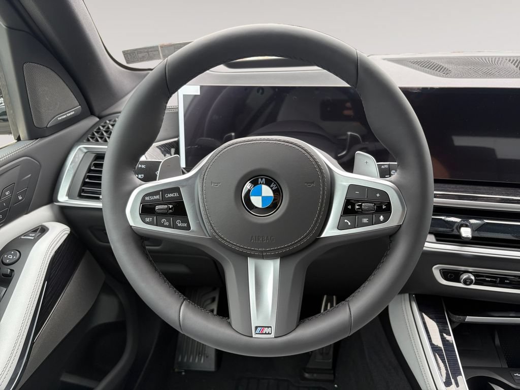 New 2026 BMW X5 xDrive40i w/ M Sport Package AWD/4WD image 12