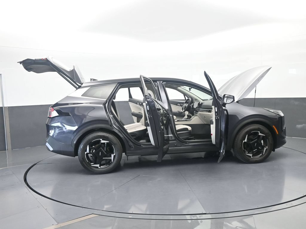 Used 2026 Kia Sportage EX FWD image 71