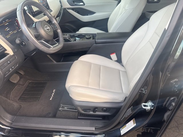 Used 2024 Nissan Rogue SL image 18