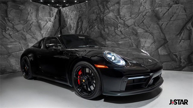 Used 2024 Porsche 911 Targa 4 GTS image 17