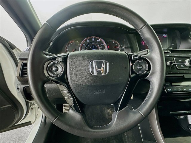 Used 2016 Honda Accord Sport image 19