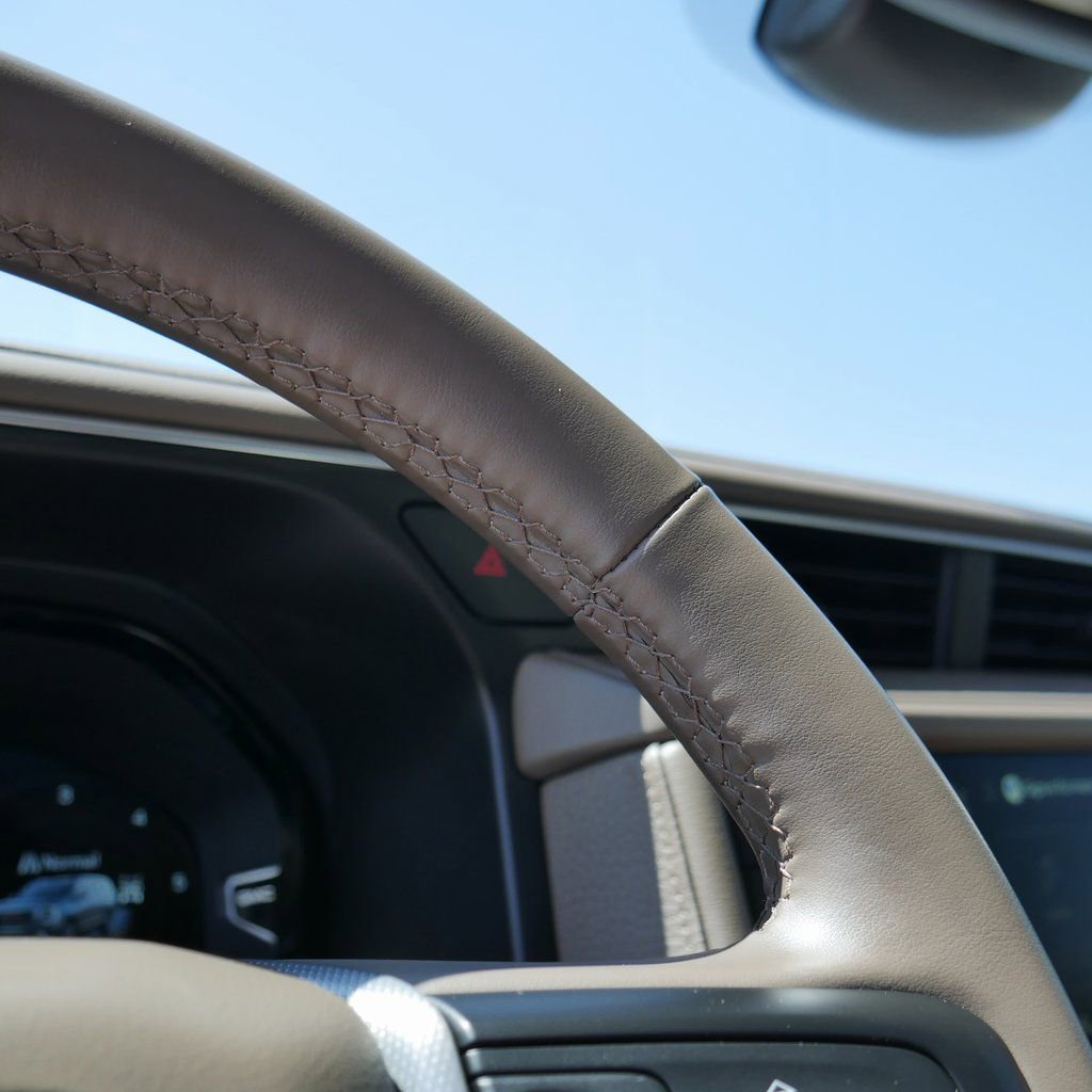 Used 2023 GMC Yukon XL Denali image 75