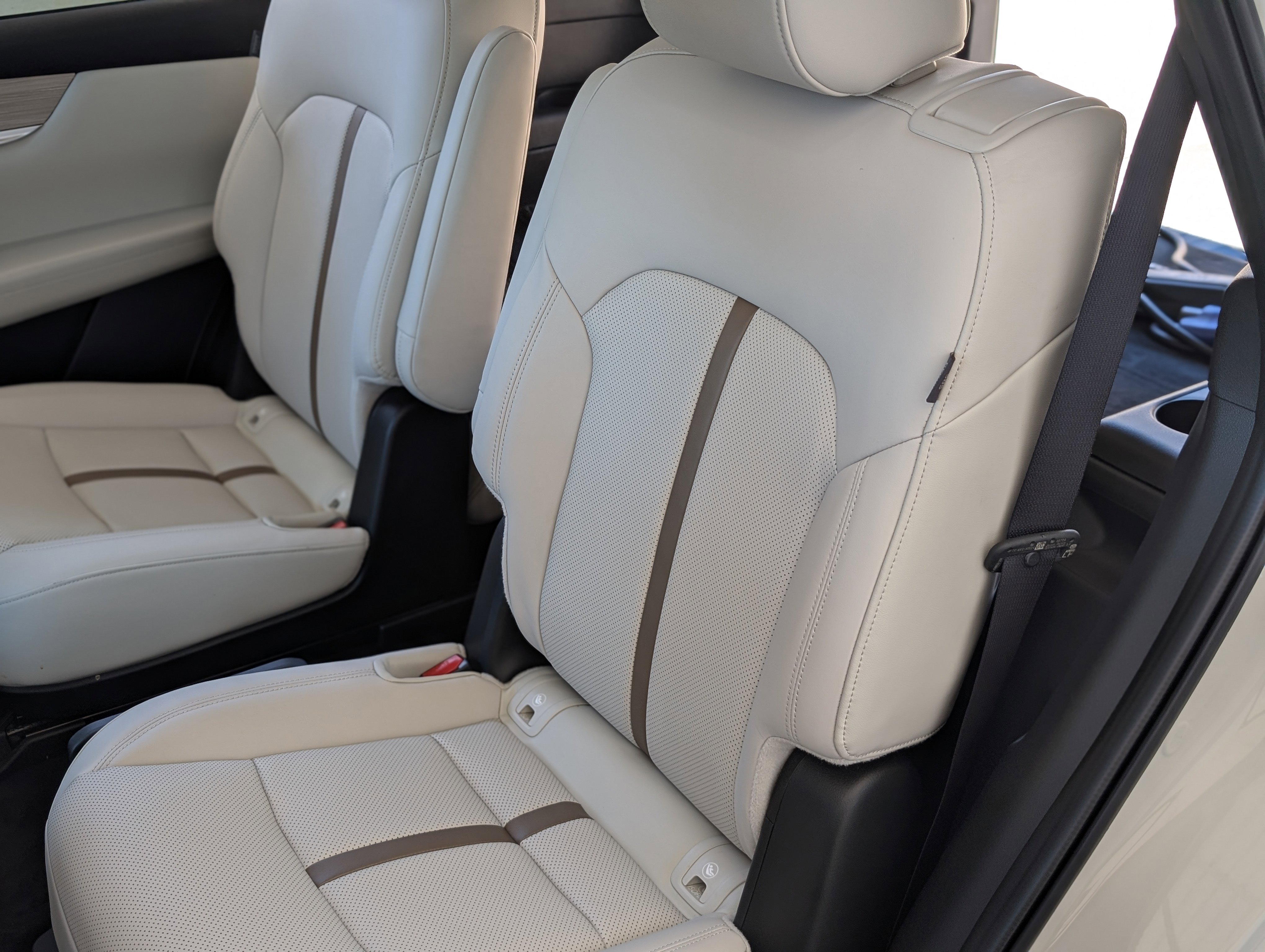 Used 2025 MAZDA CX-90 Plug-In Hybrid w/ Premium Plus image 17