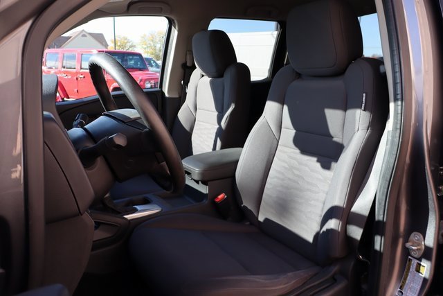 Used 2022 Nissan Frontier S w/ Technology Package image 9