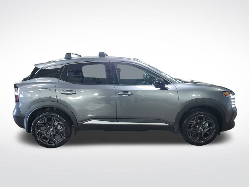 New 2026 Nissan Kicks SR w/ SR Premium Package image 2