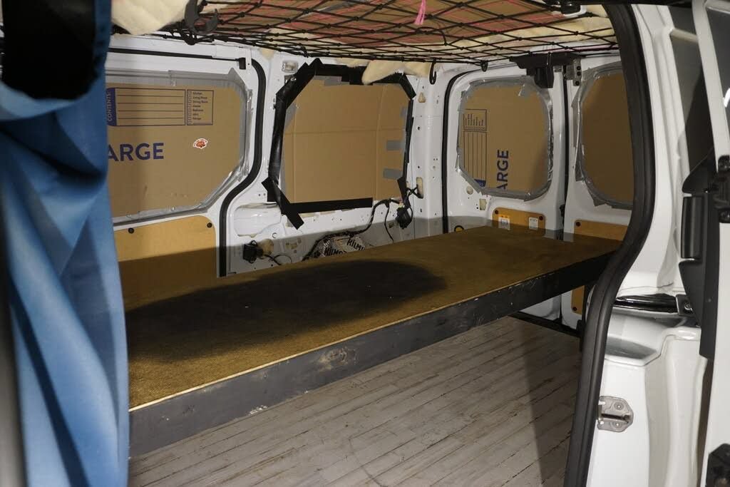 Used 2022 Ford Transit Connect XL FWD image 17