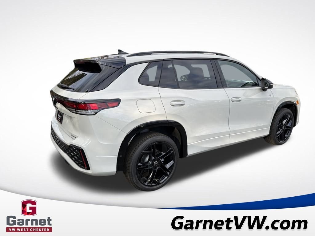 New 2026 Volkswagen Tiguan SE R-Line image 5