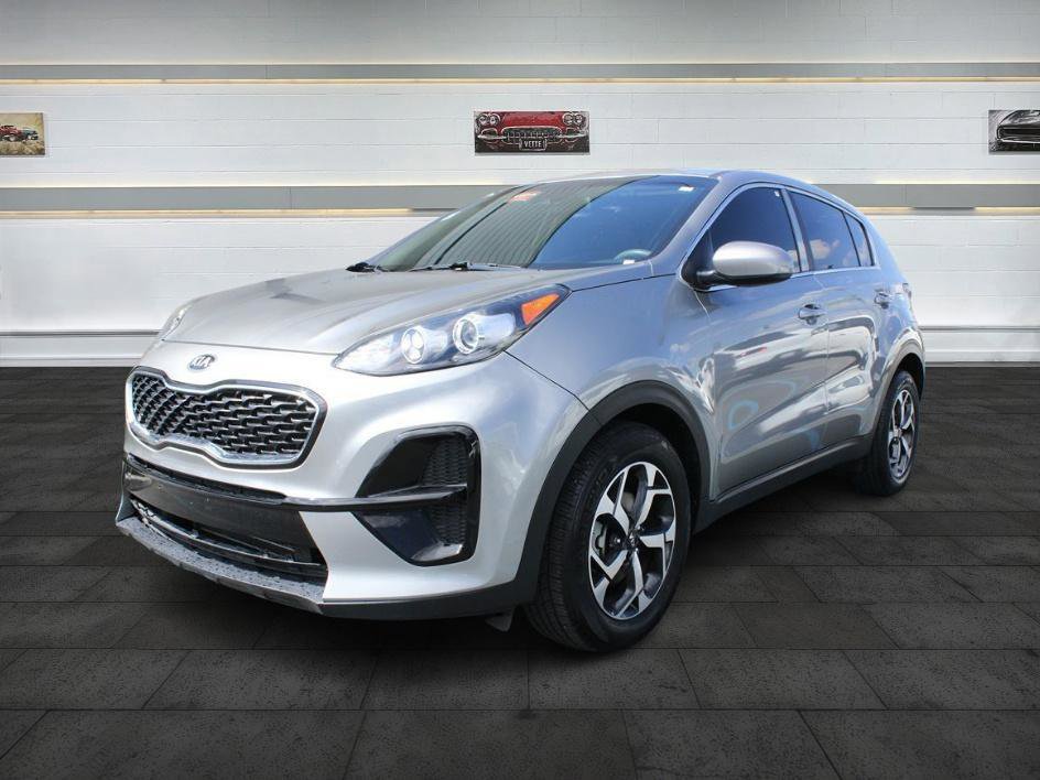 Used 2022 Kia Sportage LX image 4
