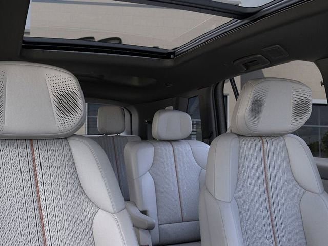 New 2026 Cadillac Vistiq Sport w/ LPO, Floor Liner Package image 26