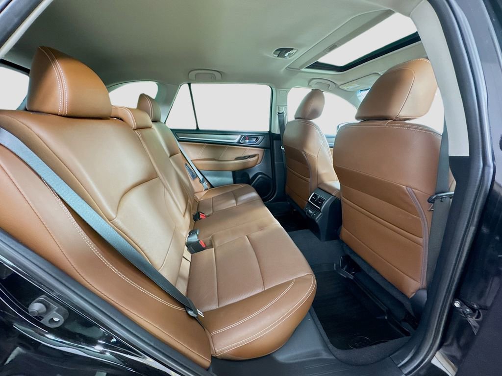 Used 2018 Subaru Outback 2.5i Touring AWD/4WD image 37