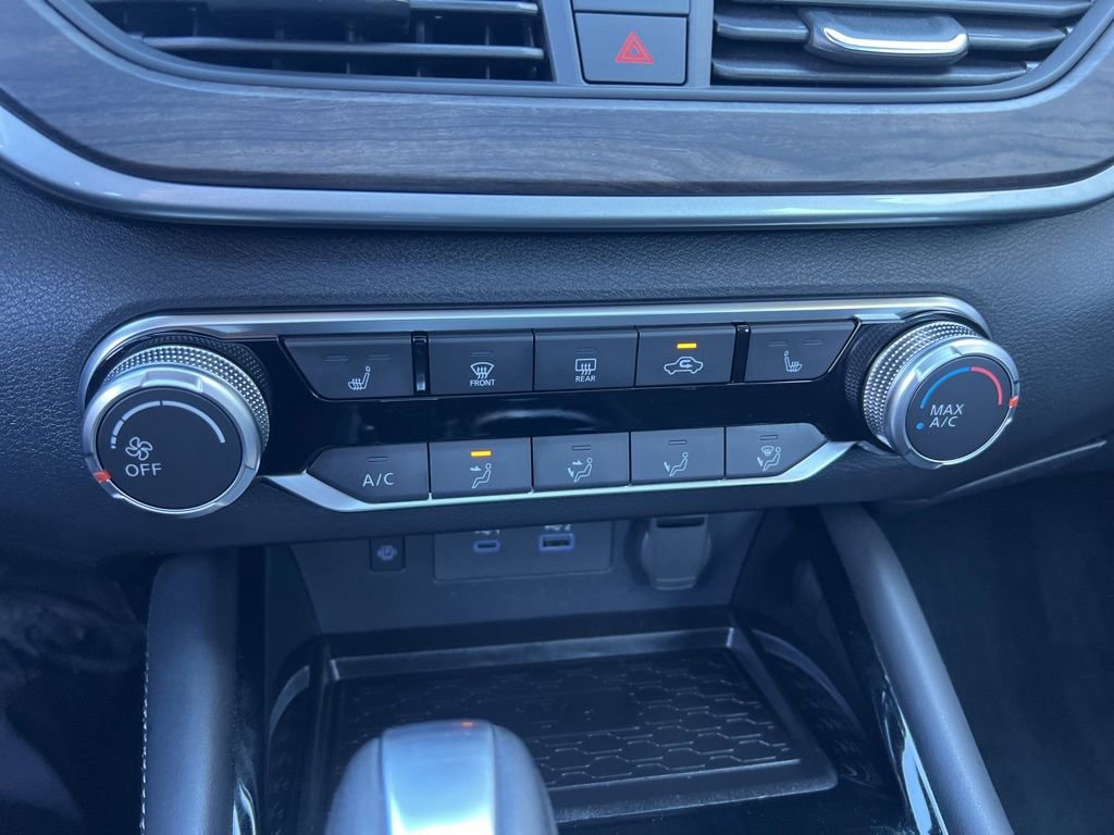 Certified 2024 Nissan Altima 2.5 SV w/ SV Premium Package FWD image 36