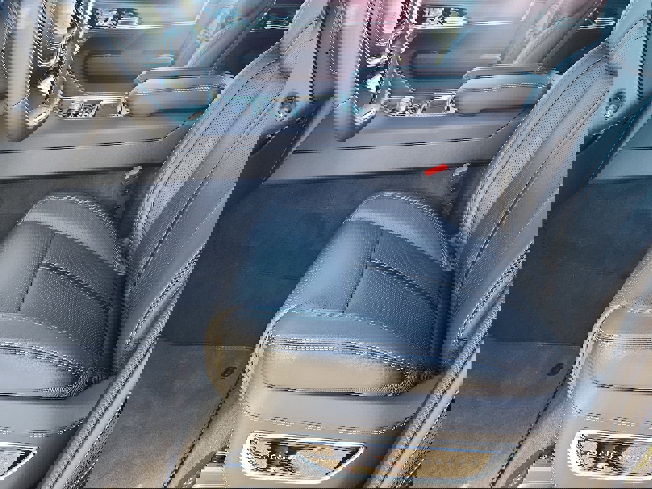 New 2026 Jeep Grand Wagoneer L Summit image 12