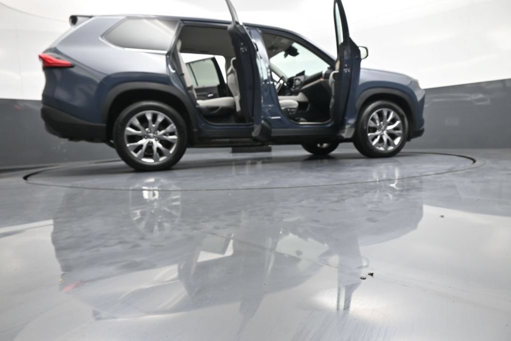 Certified 2024 Toyota Grand Highlander AWD image 49