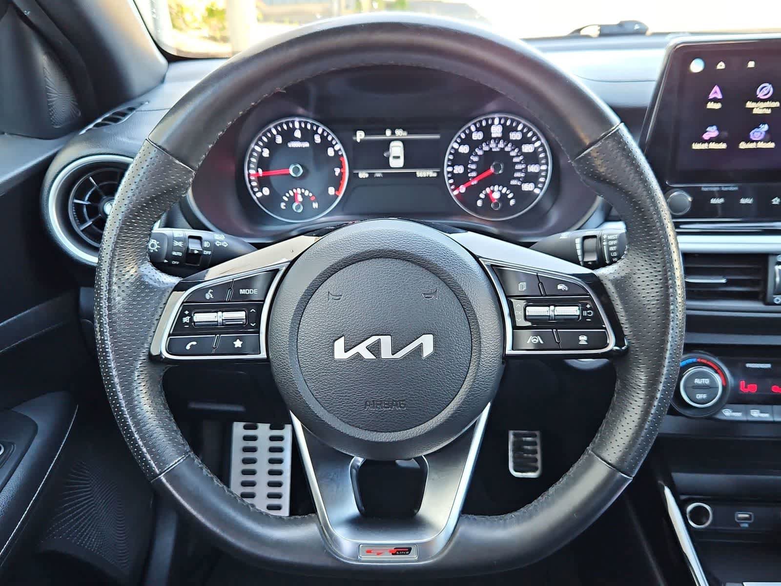 Used 2022 Kia Forte GT-Line w/ GT-Line Premium Package FWD image 23