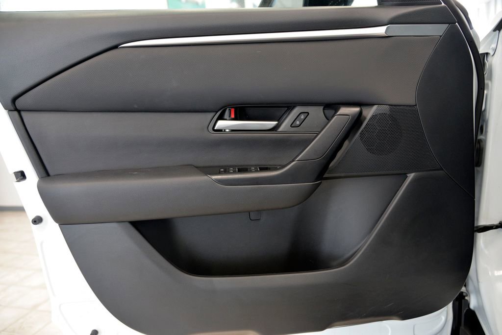 Used 2023 MAZDA CX-50 AWD 2.5 S w/ Cargo Package image 14