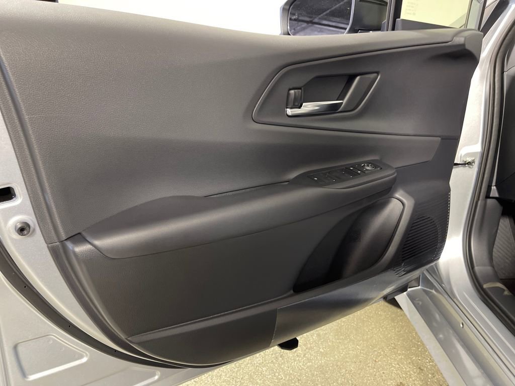 New 2026 Toyota Prius Plug-In Hybrid image 17