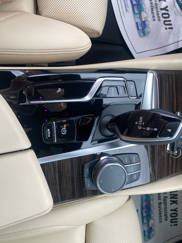 Used 2023 BMW 530i w/ Convenience Package image 24