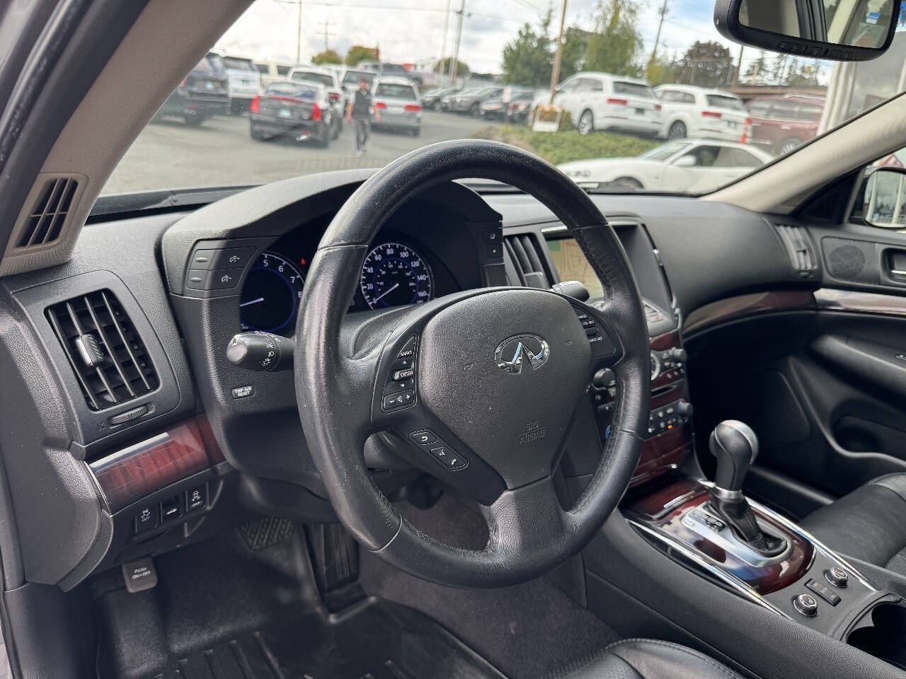 Used 2013 INFINITI G37 x Sedan w/ Premium Pkg AWD/4WD image 31