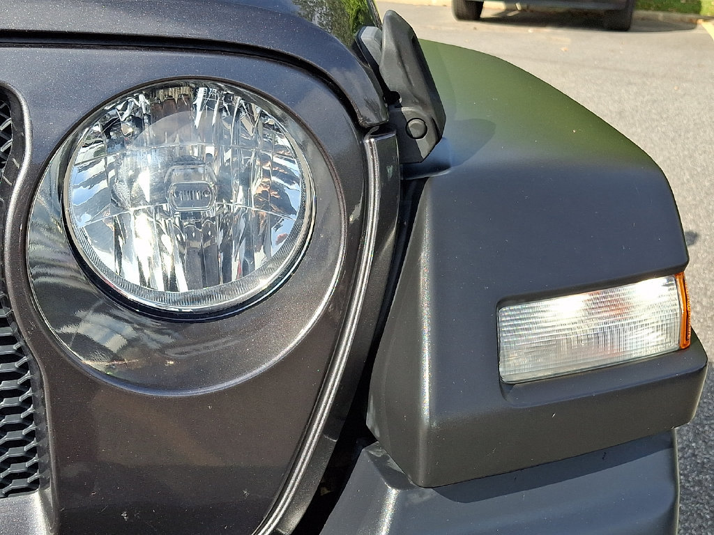 Certified 2019 Jeep Wrangler Unlimited Sport S AWD/4WD image 9