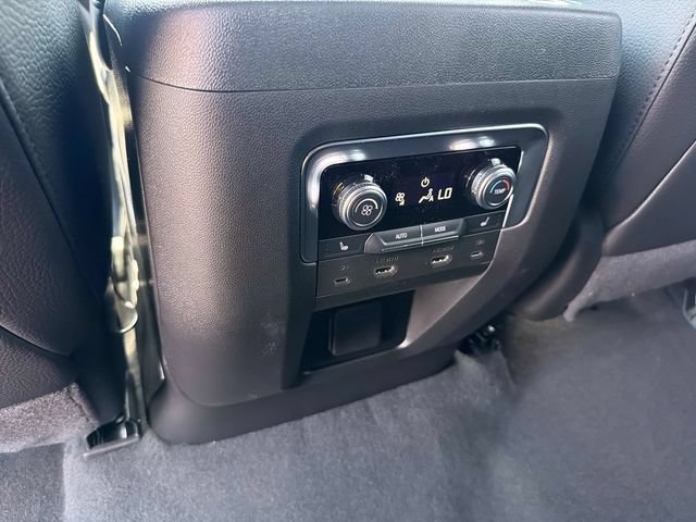 New 2026 GMC Yukon XL Denali w/ Denali Reserve Package AWD/4WD image 16