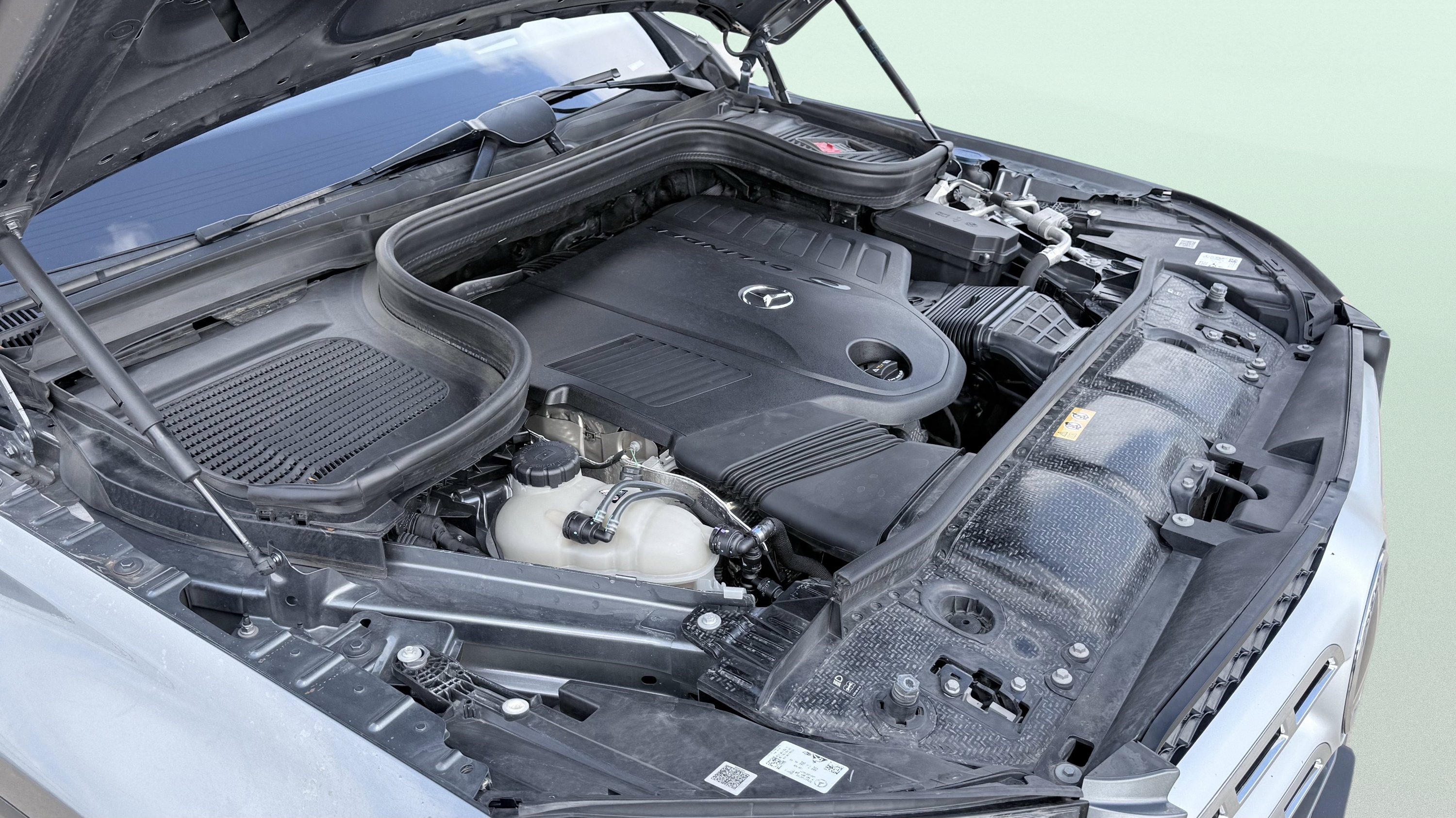 Used 2022 Mercedes-Benz GLS 450 4MATIC image 15