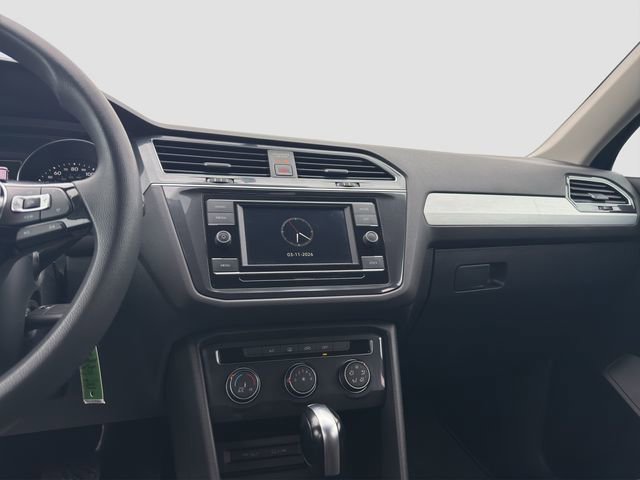 Used 2021 Volkswagen Tiguan S image 15