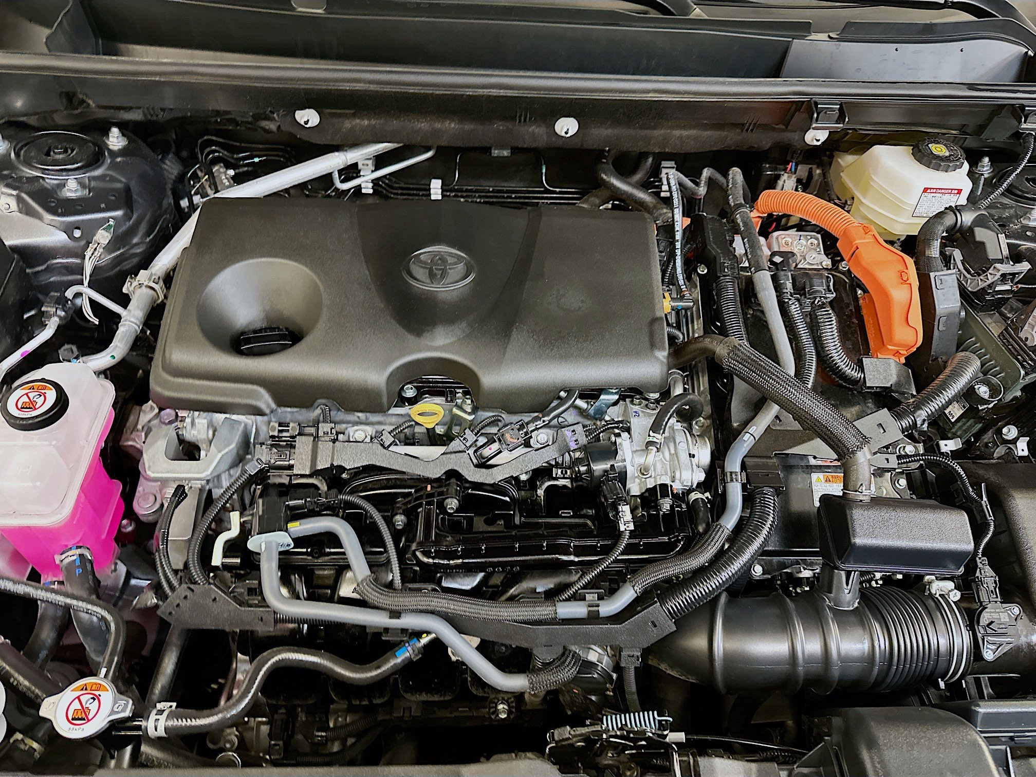 Used 2025 Toyota RAV4 LE image 34