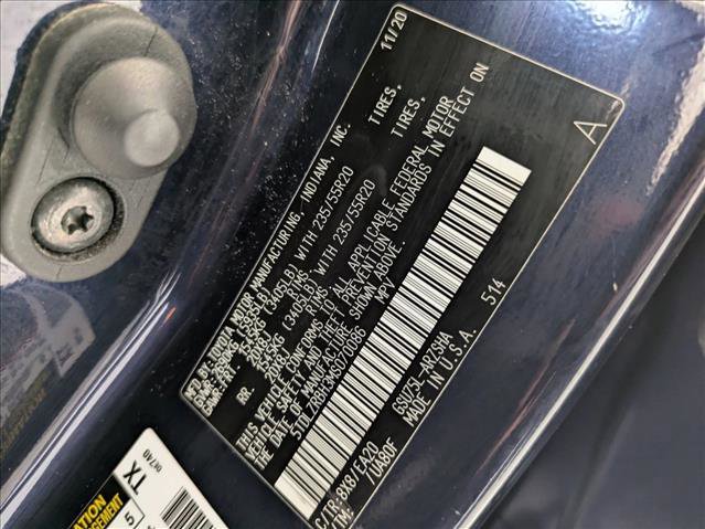 Used 2021 Toyota Highlander XSE image 23