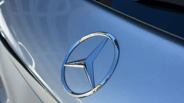 Certified 2026 Mercedes-Benz GLE 450 4MATIC image 9
