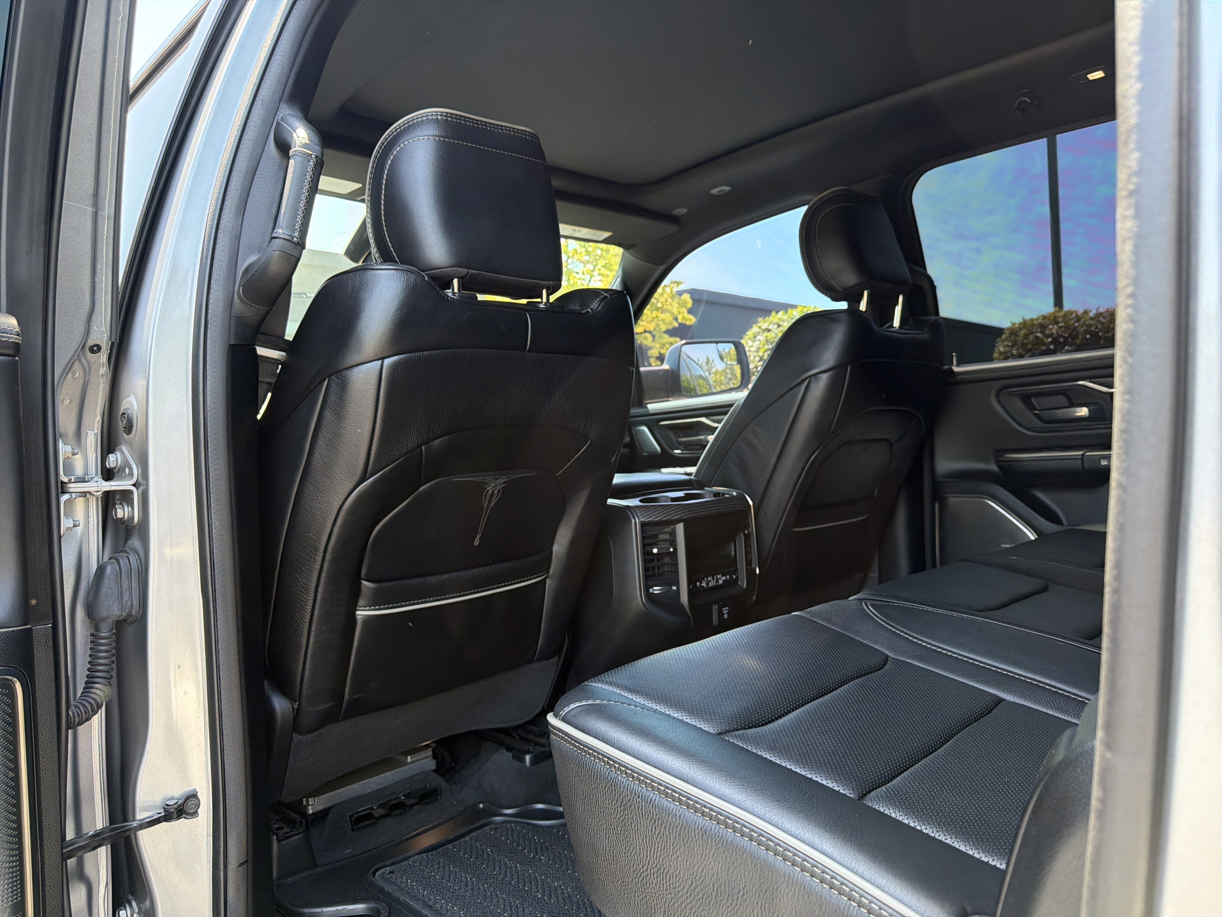 Used 2020 RAM 1500 Limited AWD/4WD image 22