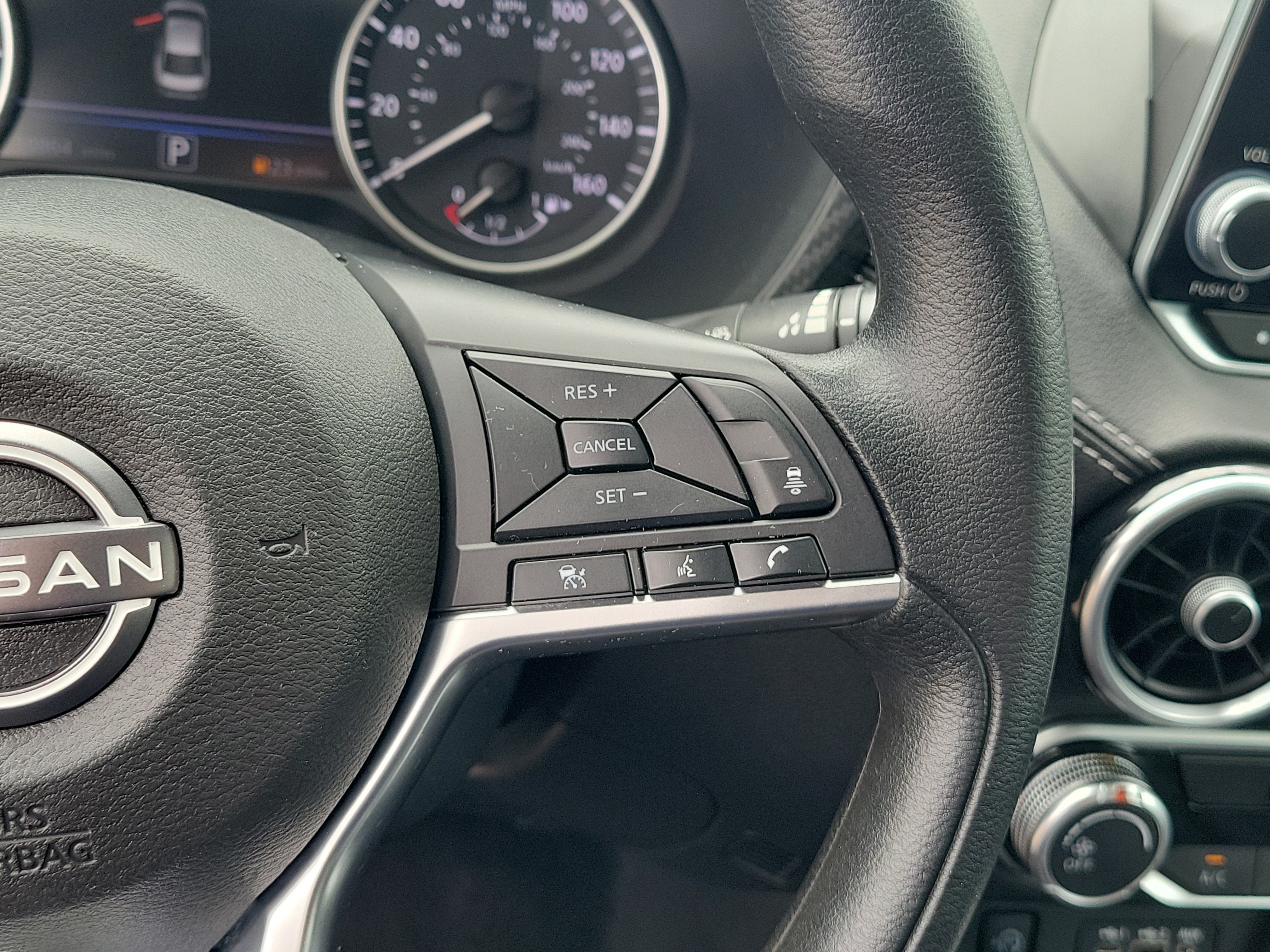 Used 2024 Nissan Sentra SV FWD image 23