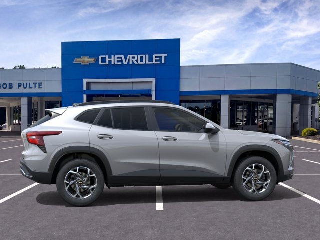 New 2026 Chevrolet Trax LT w/ Driver Confidence Package FWD image 5