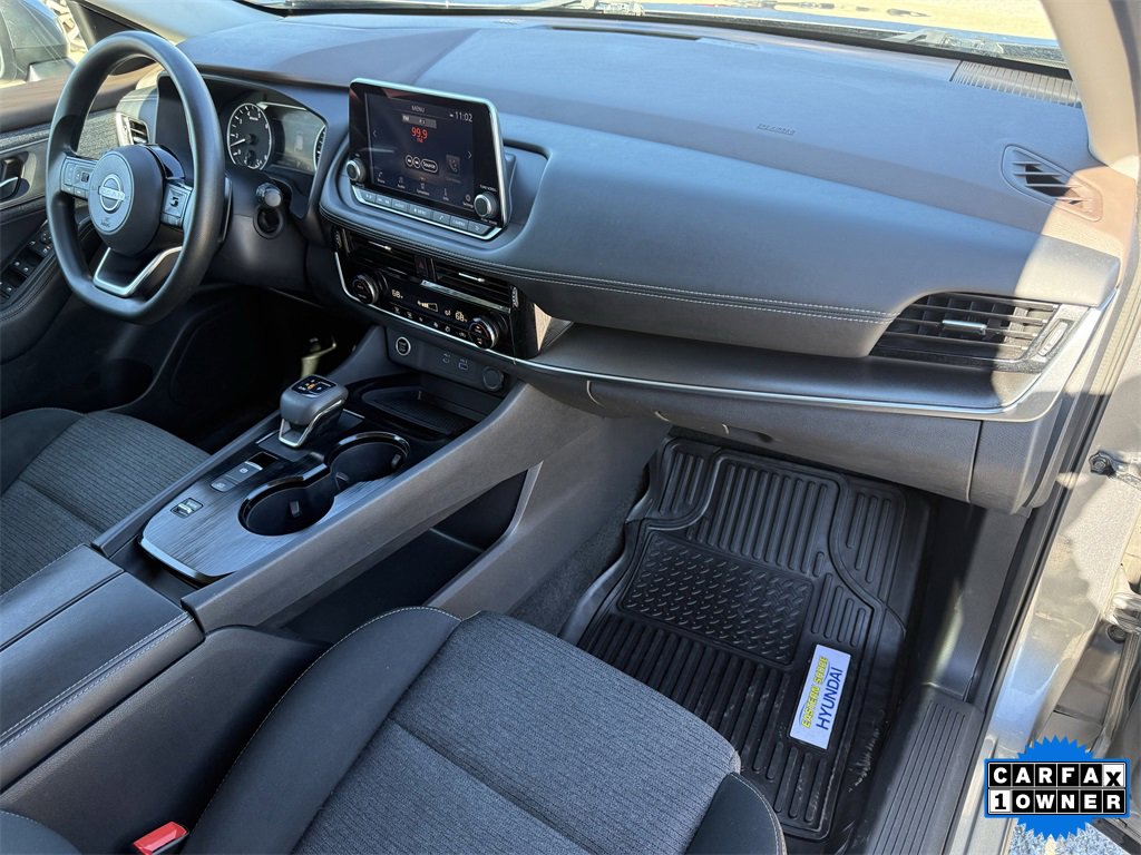 Used 2022 Nissan Rogue SV image 38