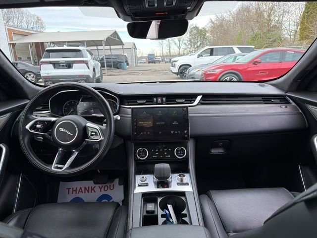 Used 2022 Jaguar F-PACE S image 22