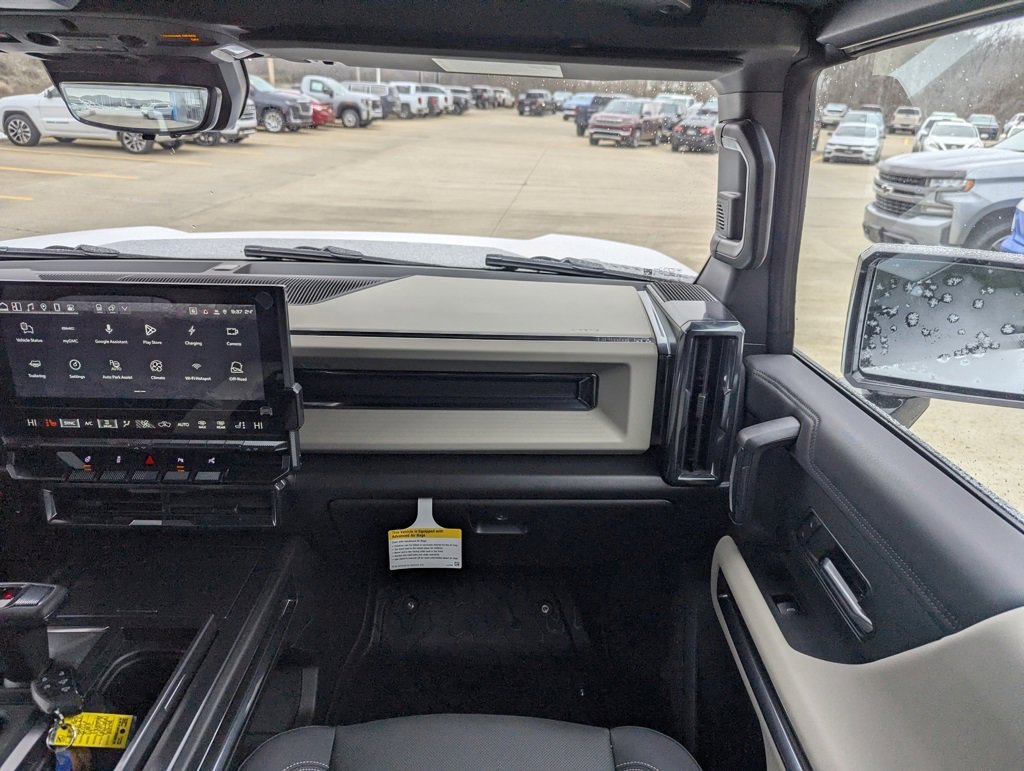 New 2026 GMC Hummer EV 4x4 Crew Cab image 4