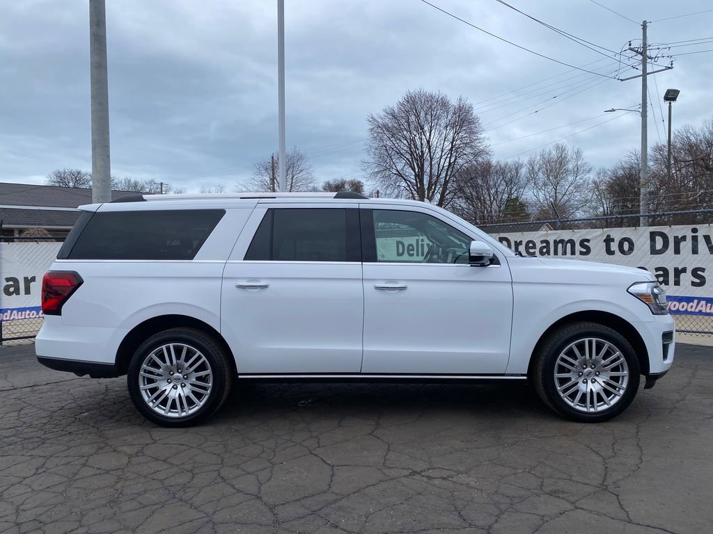 Used 2024 Ford Expedition Max Limited image 2