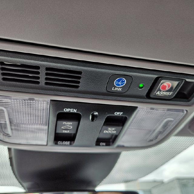 Used 2023 Honda Odyssey Touring image 34