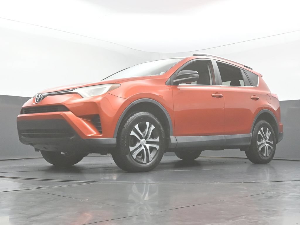 Used 2016 Toyota RAV4 LE AWD/4WD image 45
