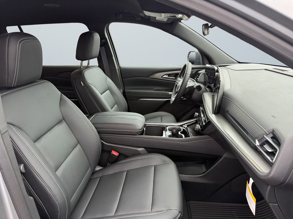 New 2025 Chevrolet Traverse LT w/ Driver Confidence Package image 15