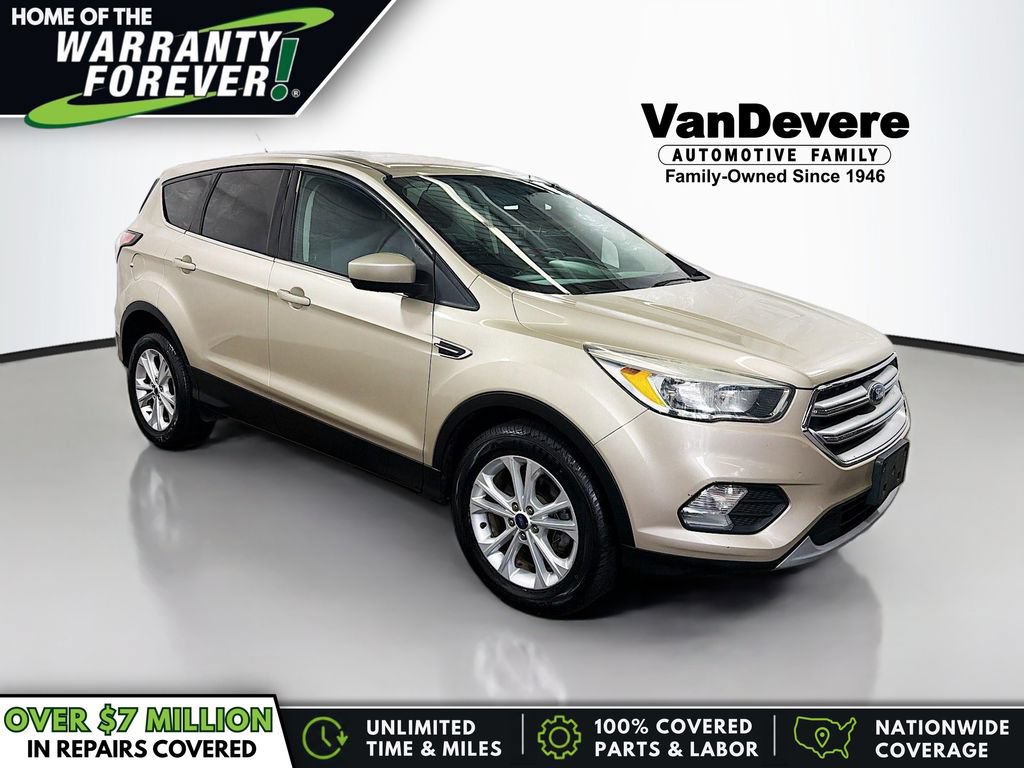 Used 2017 Ford Escape SE w/ SE Cold Weather Package FWD video 1