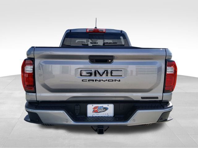 New 2026 GMC Canyon Elevation w/ Convenience Package AWD/4WD image 4