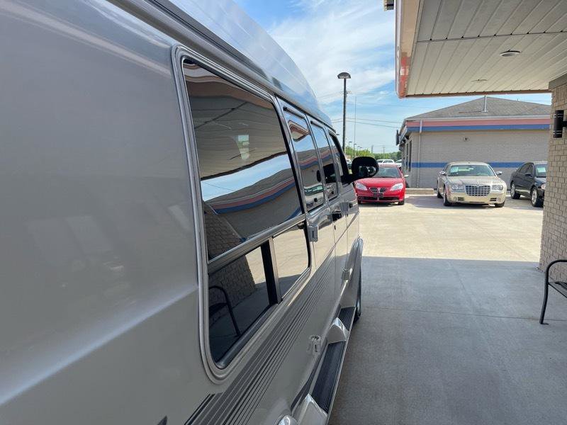 Used 2000 Dodge B1500 RWD image 10