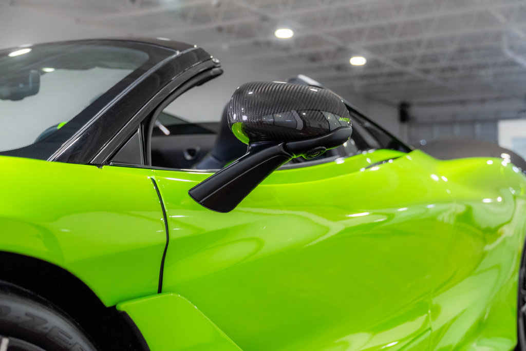 Used 2022 McLaren 765LT RWD image 18