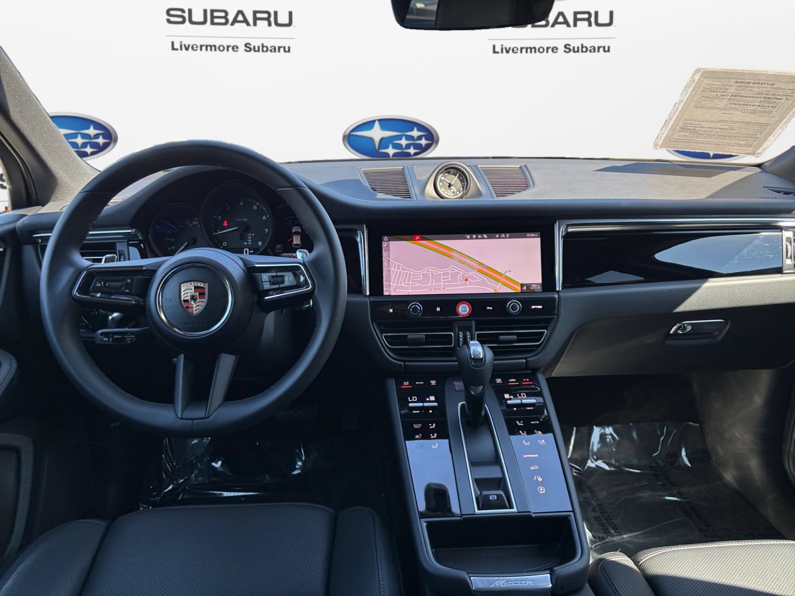 Used 2025 Porsche Macan AWD/4WD image 12