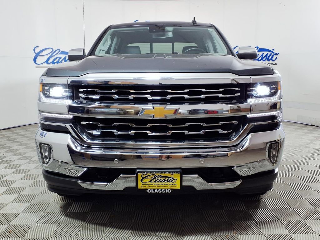 Used 2018 Chevrolet Silverado 1500 LTZ w/ Texas Edition RWD image 3