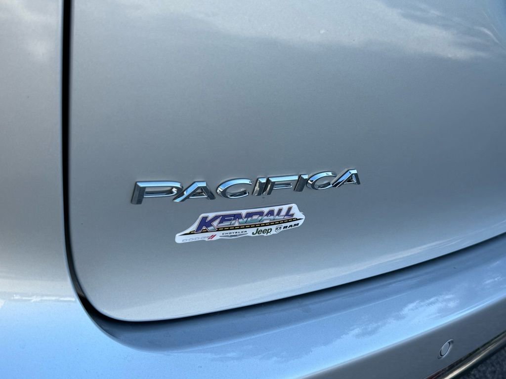 New 2026 Chrysler Pacifica Select image 28
