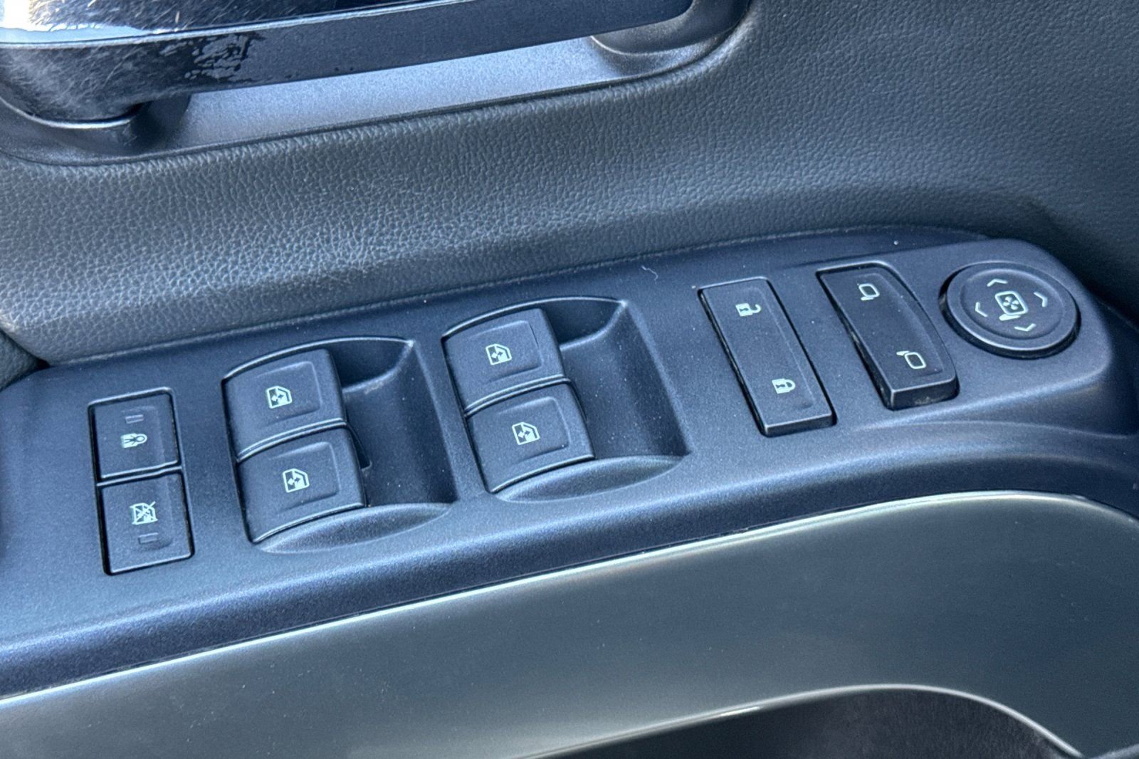 Used 2019 Chevrolet Silverado 2500 LT w/ All Star Edition image 11