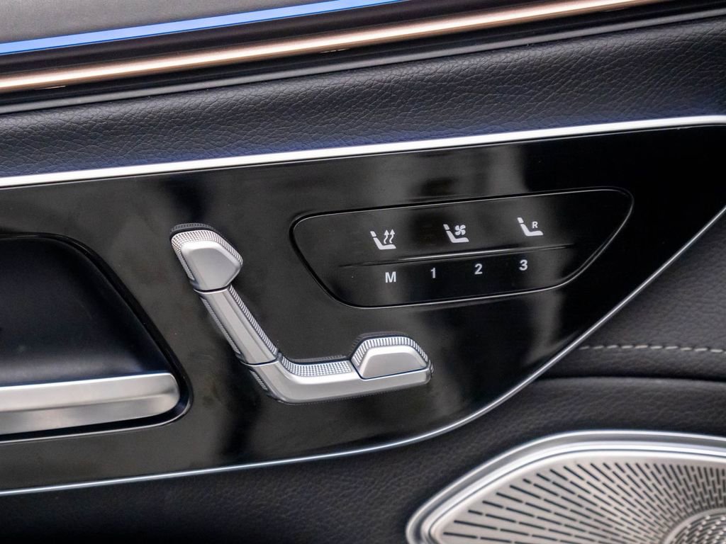 Used 2023 Mercedes-Benz EQS 450+ 4MATIC SUV image 15