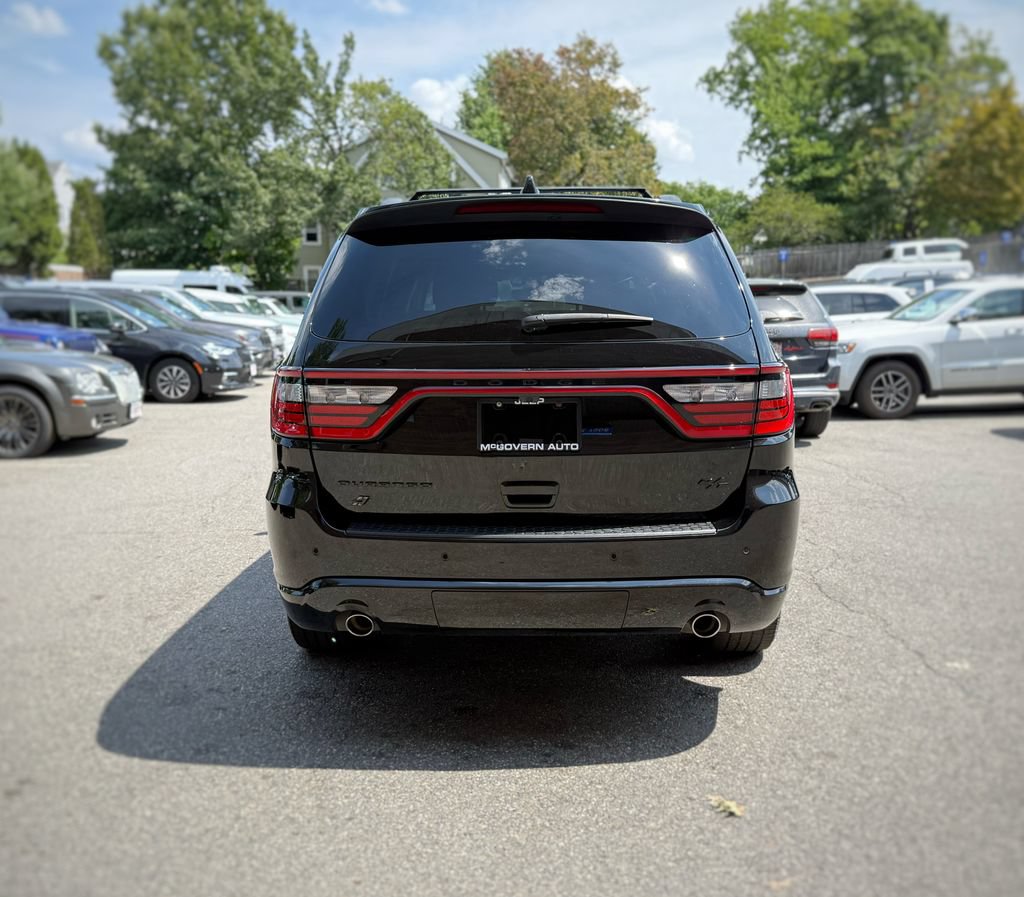 Used 2023 Dodge Durango R/T w/ Blacktop Package AWD/4WD image 10